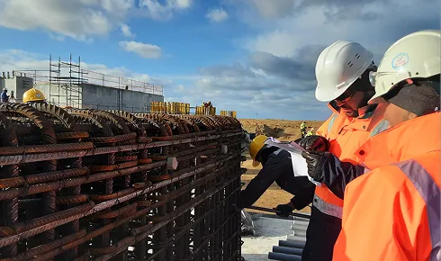 sere gurlusyk workers